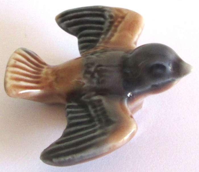 1979 Blue Bird Wade English Whimsies