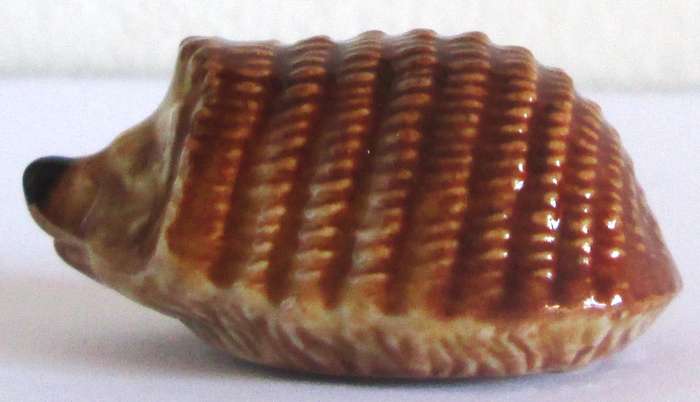 1965 Hedgehog Balding and Mansell Flintstone Wade Christmas Cracker