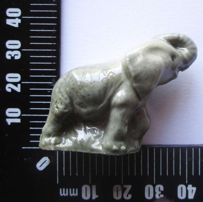 1973 Elephant Wade English Whimsies