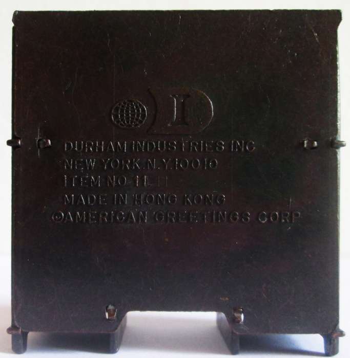 1976 Durham Industries Ing. New York Miniature Doll House Set