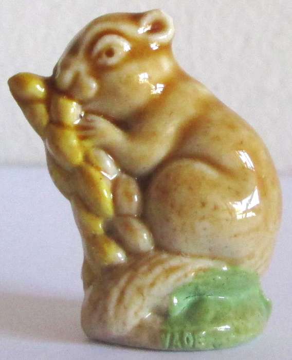 1974 Fieldmouse Wade English Whimsies