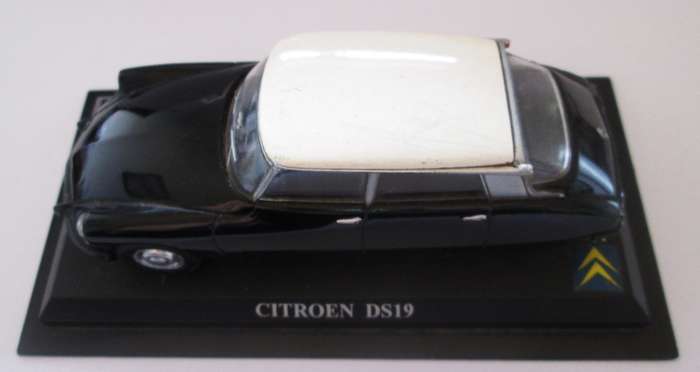 Citroen DS 19 Model Car