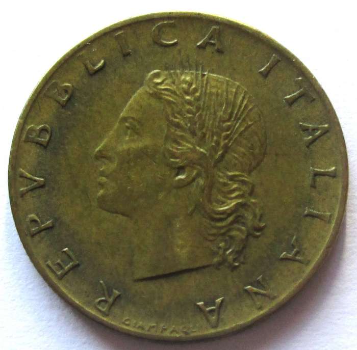 1957 Italy 20 Lira