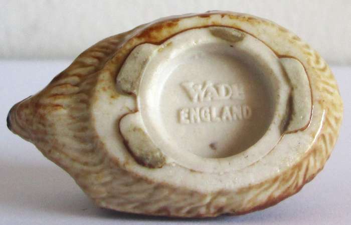 1965 Hedgehog Balding and Mansell Flintstone Wade Christmas Cracker