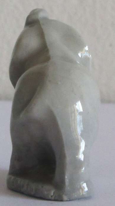 1973 Elephant Wade English Whimsies