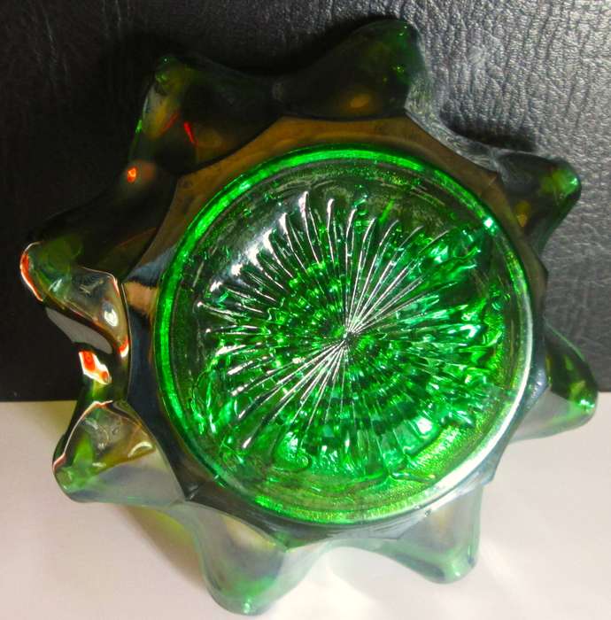 Millersburg Carnival Glass Blackberry Wreath Green Bowl