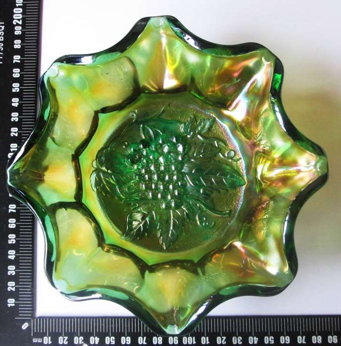 Millersburg Carnival Glass Blackberry Wreath Green Bowl