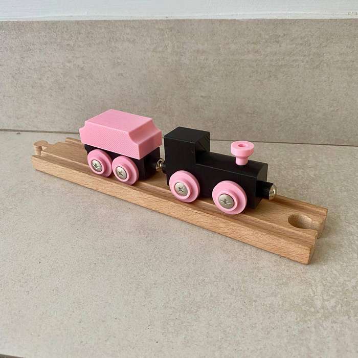 Figure 8 Train Set, compatible with Brio, Melissa & Doug tracks