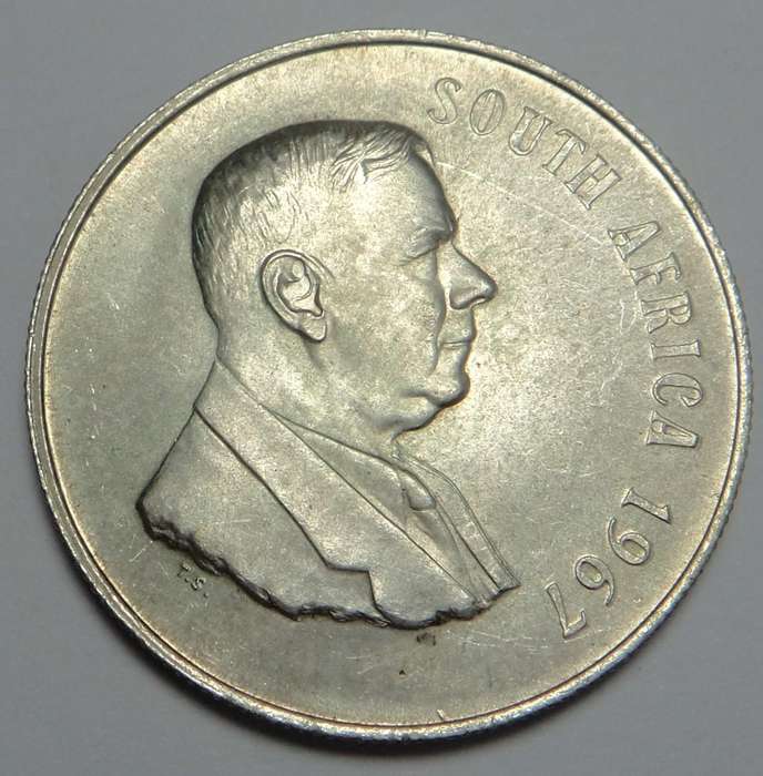 Republic of SA: Silver R1 1967 (English) 3 available