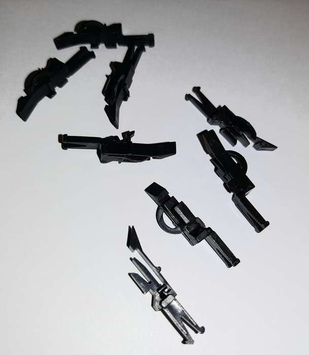 ROCO hO short couplers item no. 40270, 8 x