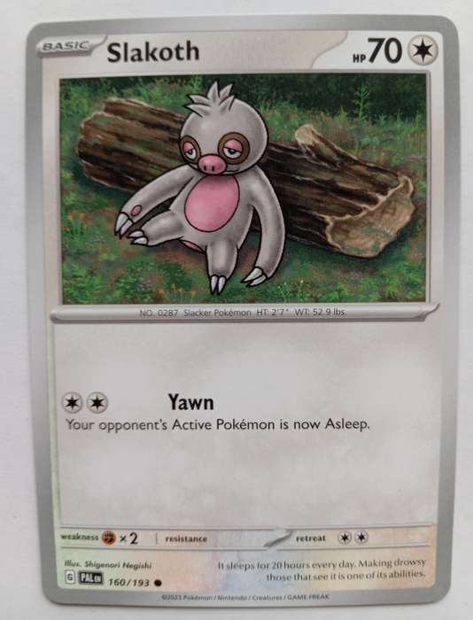 POKEMON CARD - SLAKOTH  160/193 COMMON PALDEA EVOLVED 2023 - MINT