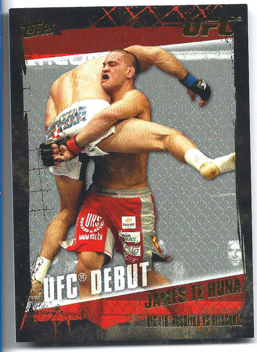 JAMES TE HUNA - TOPPS UFC 2010 COLLECTION -  GOLD FOIL PARALLEL UFC DEBUT TRADING CARD 161