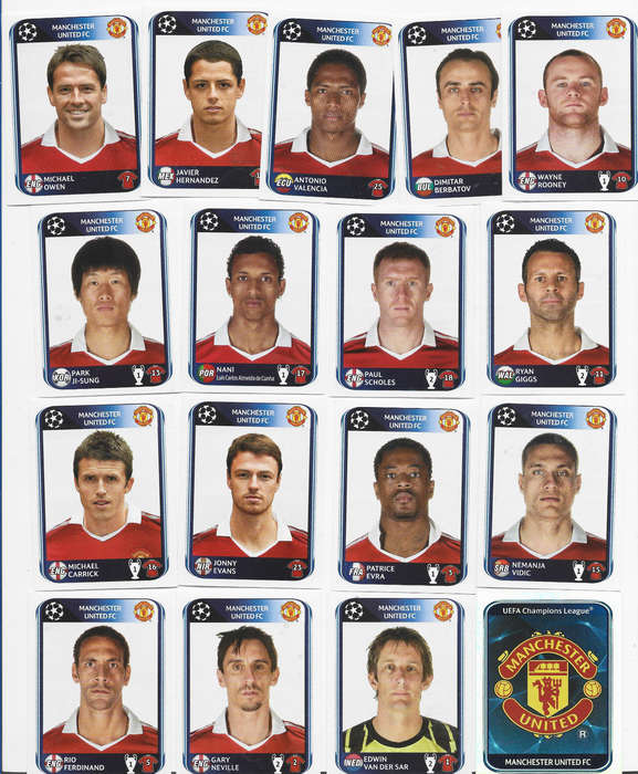 MANCHESTER UNITED FC - PANINI CHAMPIONS LEAGUE 2010/11 STICKER COLLECTION - LOT of 17 STICKERS