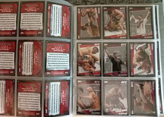 TOPPS UFC 2010 COLLECTION -  COMPLETE 200 TRADING CARD COLLECTION - IN A BINDER