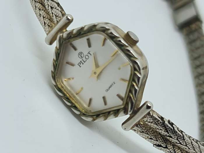 Ladies Pilot watch