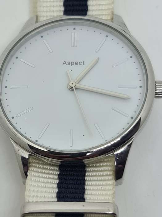 Ladies Aspect Quartz watch