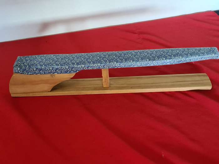Padded Wooden sleeve iron bord