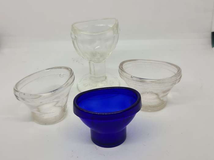 X3 Glass Eye Baths and x1 Plastic