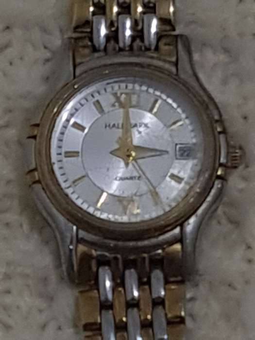 Ladies Hallmark Quartz watch with date at 3