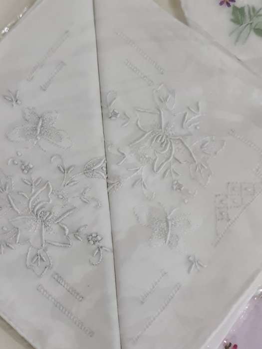 x7 Handkerchiefs. Never been used