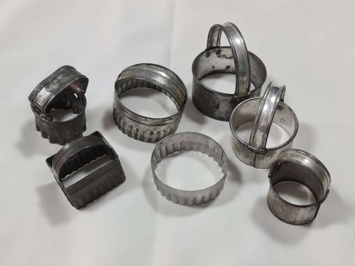 X7 Cookie cutters