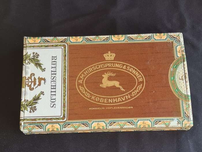 Vintage Rothchilds cigar box