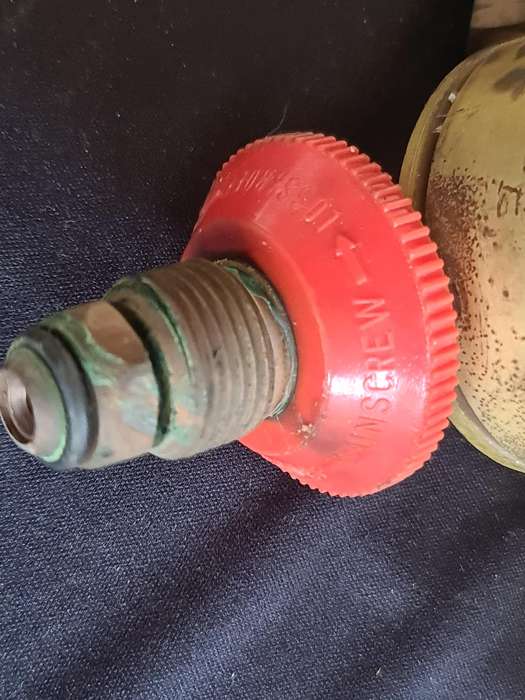 Cadac Gas Lamp and vintage Afrox regulator, etc.