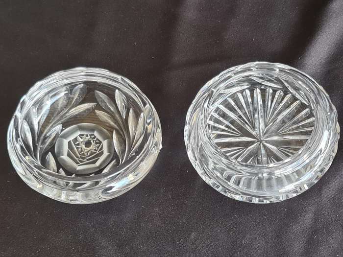 Crystal trinket box