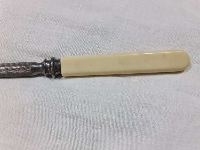 Vintage knife sharpner