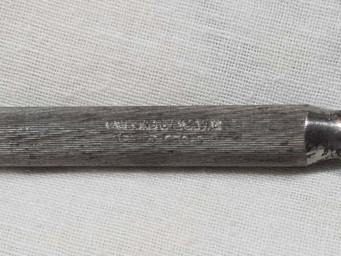 Vintage knife sharpner