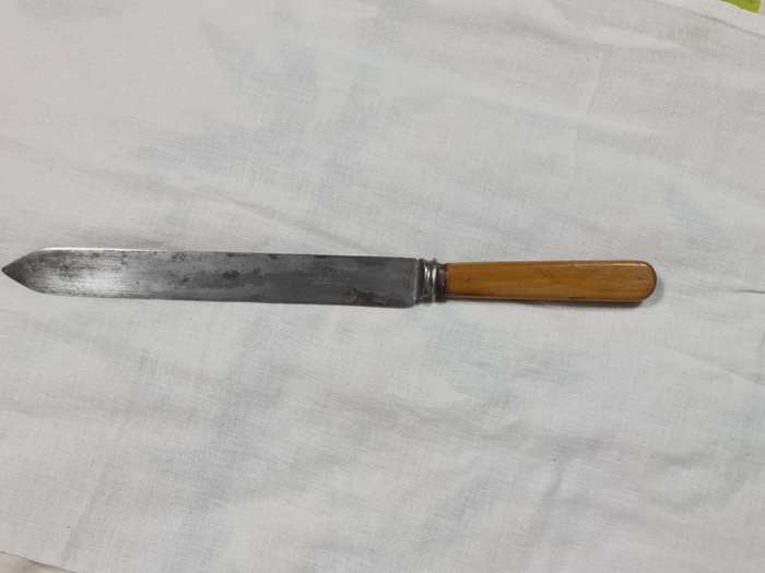 Walker and hall carving knife