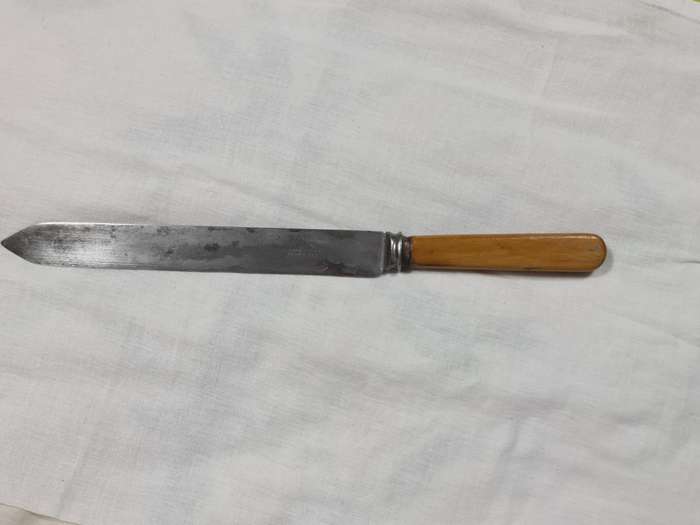 Walker and hall carving knife
