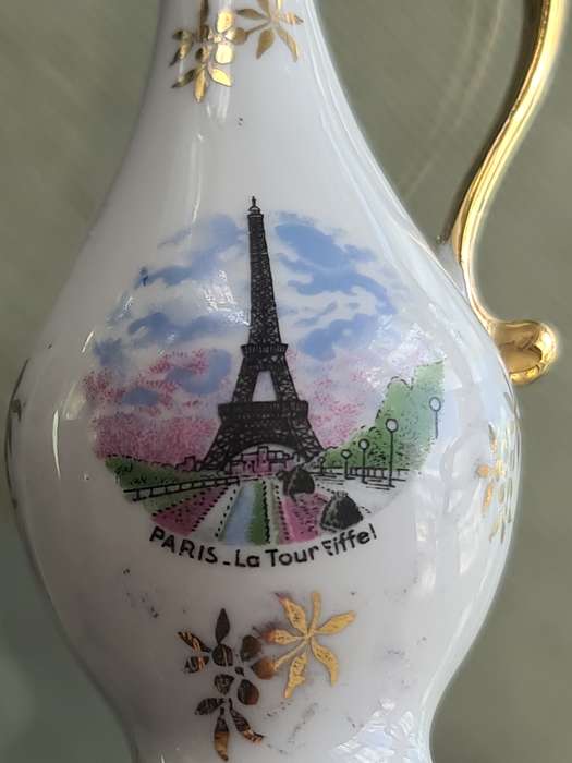 Two Limoges Vases, Shoe Taiwan.