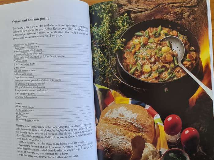 Book: Huisgenoot Potjiekos resepte boek.