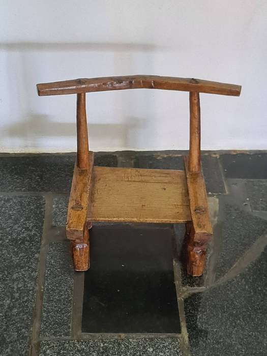 Africa Senufo 20th century (discussion) chair