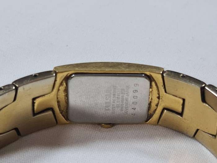 Ladies Pulsar quartz watch