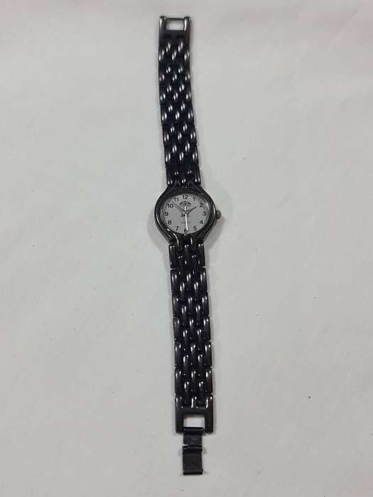 Ladies Diamonda  Quartz watch