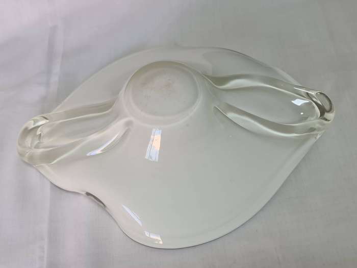 Stunning Murano Bowl with gold foil