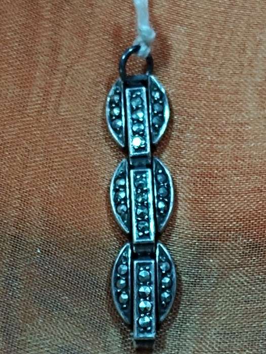 Silver tone marcasite pendant