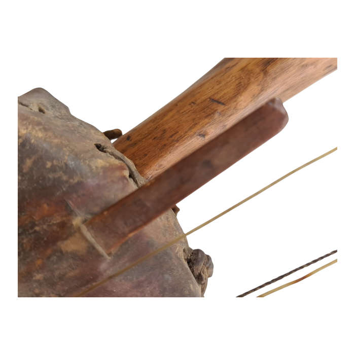 African guitar Kundi.