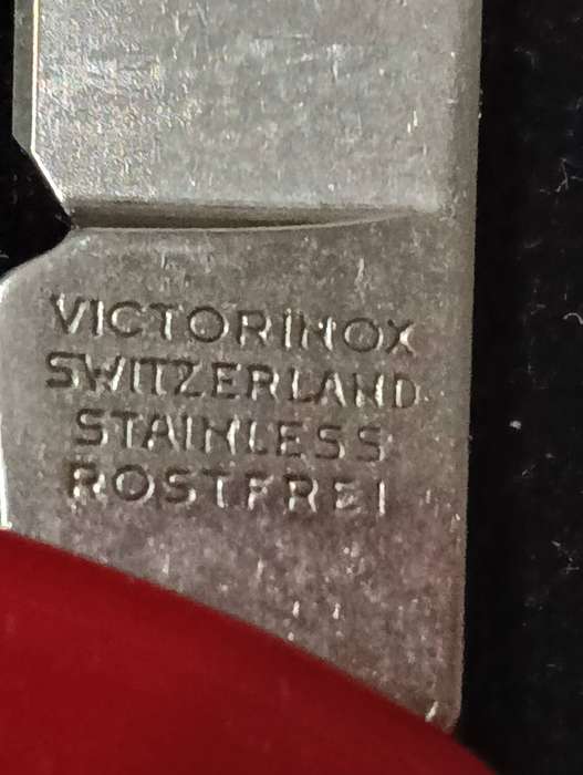 VICTORINOX COCA- COLA BRANDED KNIFE.