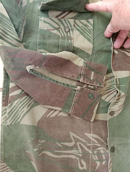 RHODESIA ARMY LONG SLEEVE SHIRT.