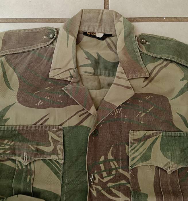 RHODESIA ARMY LONG SLEEVE SHIRT.