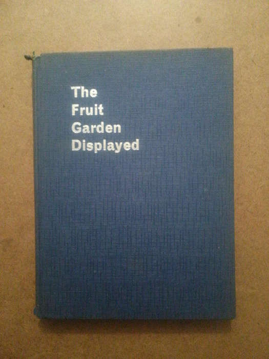 The Fruit Garden Displayed