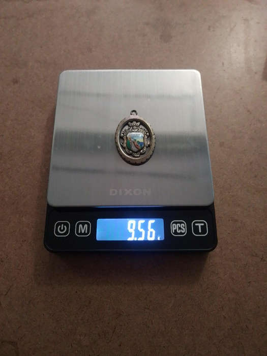 Medallion pendant