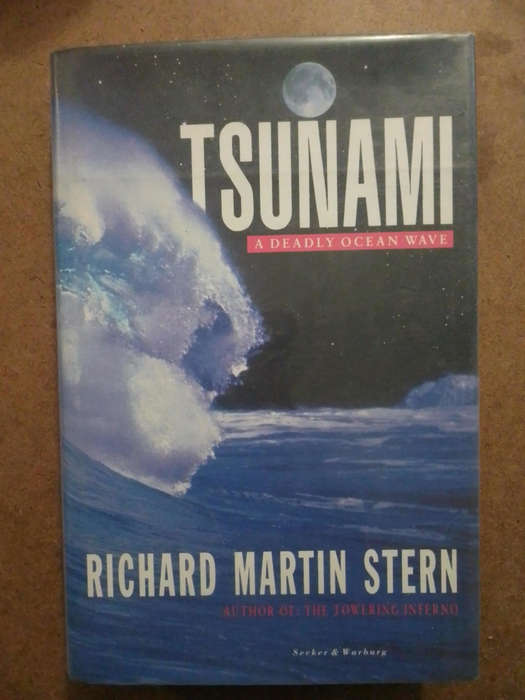 Richard Martin Stern - Tsunami