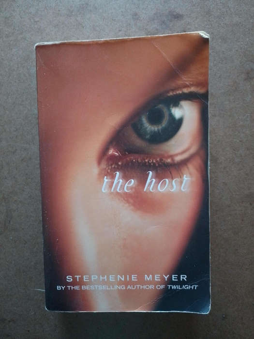 Stephenie Meyer -The Host