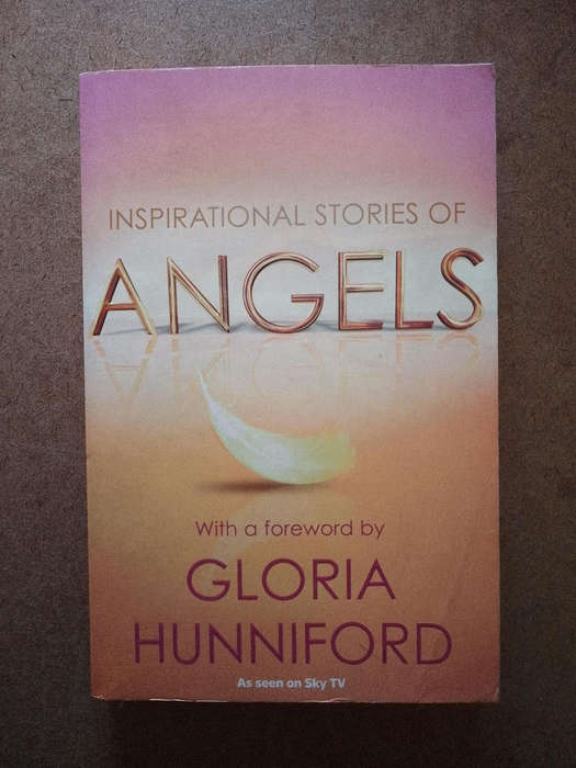 Gloria Hunniford - inspirational stories of Angels
