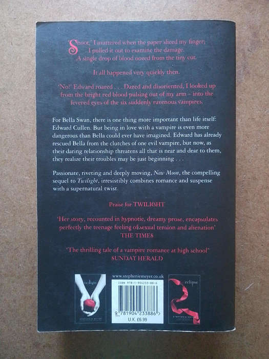 Stephenie Meyer - New Moon