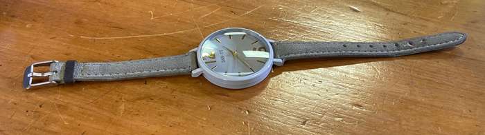 DAN-TT WRIST WATCH - LADIES / MENS Wristwatch - GREY STRAP - QUARTZ - NEW BATTERY!